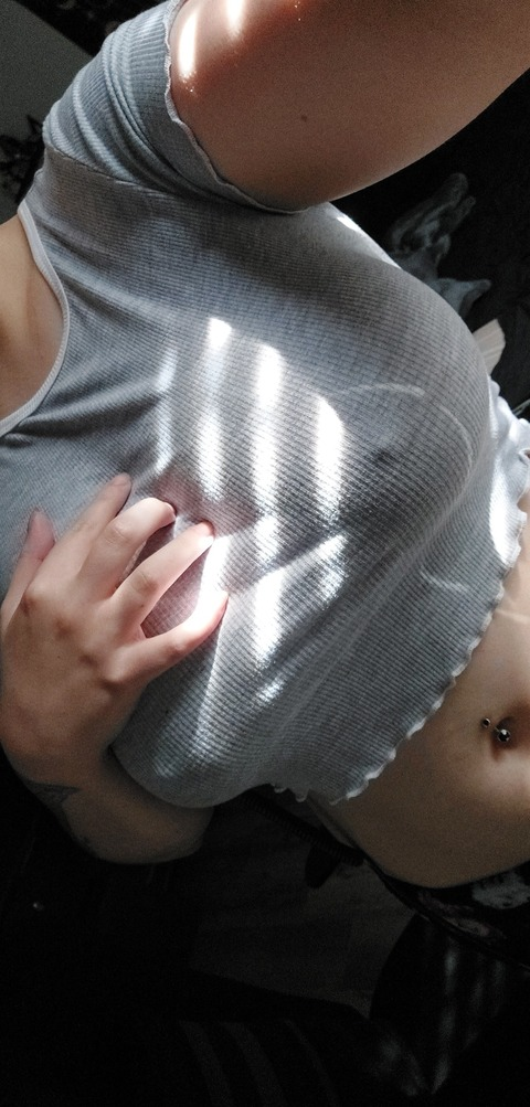 View Lilac (thickgirlenergyonly) OnlyFans 8 Photos and 0 Videos leaks 

 picture 2