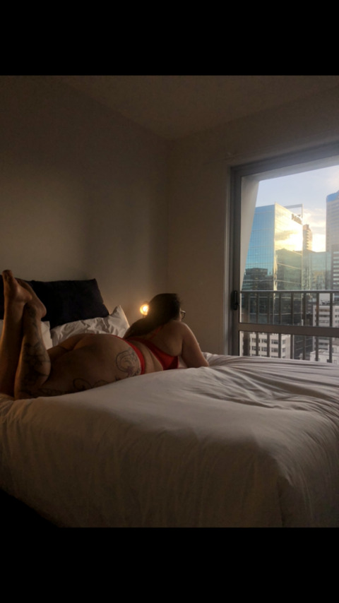 thickisbeautiful96 leaked gallery photo 2