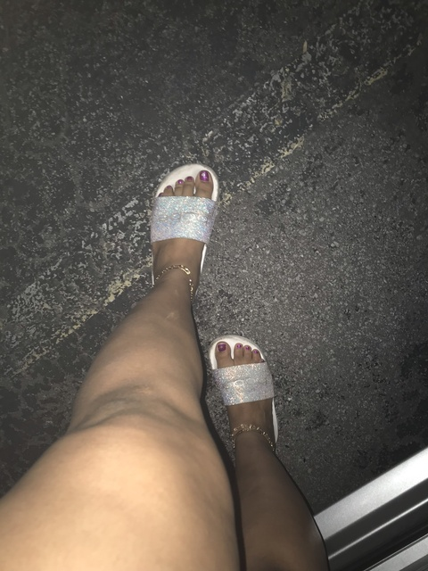 thickredmommie (MommieReddd) free OnlyFans content 

 picture 2