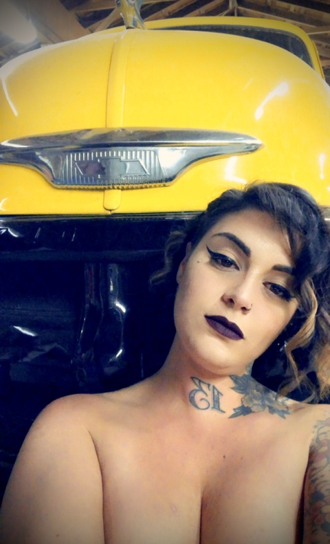 Onlyfans free thickthighweather 

 picture 2