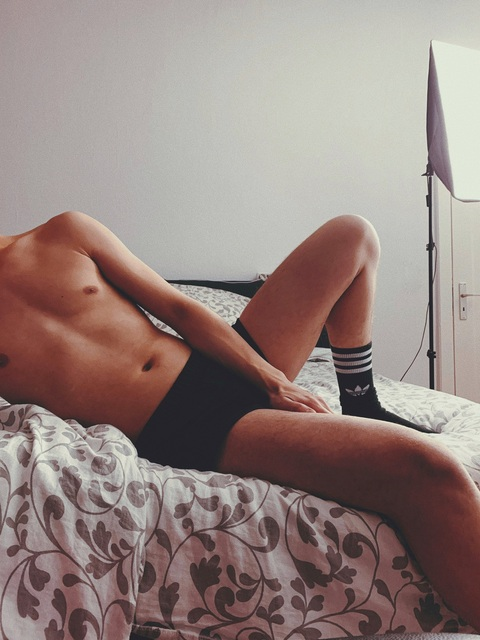 thirstt0p (Michél) OnlyFans Leaked Pictures and Videos 

 picture 2