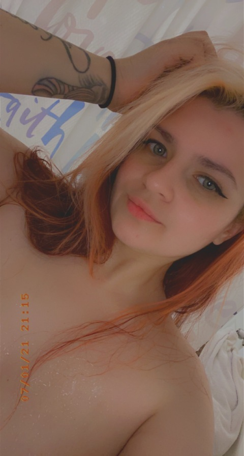 @thisbitchmik leak Onlyfans gallery for free 

 picture 2