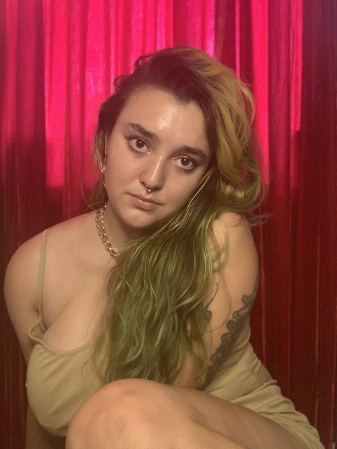 Onlyfans leaked thornsandlacevip 

 picture 2