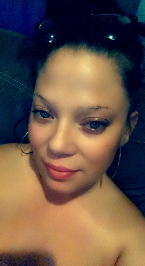 thtbtchrghtthr (That Bitch) OnlyFans Leaked Pictures & Videos 

 picture 2