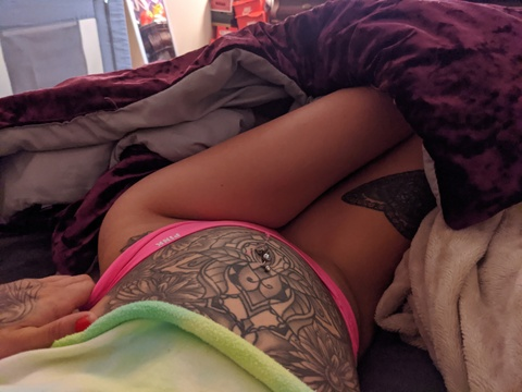 @tiaraxo22 leaks Onlyfans content for free 

 picture 2