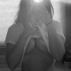 tiffylin OnlyFans Leak 

 picture 1