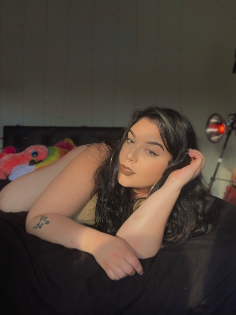 View tinatonguering (Tina TongueRing) OnlyFans 1587 Photos and 77 Videos leaked 

 picture 2