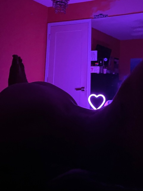 Download tinkerbellski OnlyFans content for free 

 picture 2