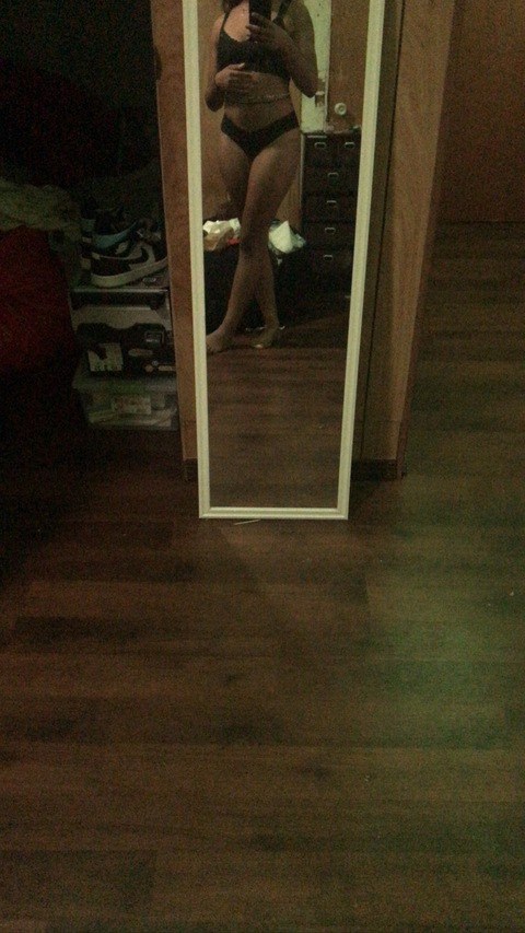 View tinyyredd2 OnlyFans content for free 

 picture 2