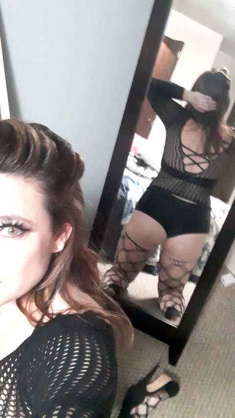 Download tjsparklesbright OnlyFans videos and photos free 

 picture 2
