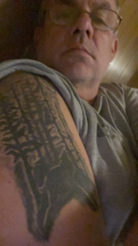tomboy45 OnlyFans Leaked 

 picture 2