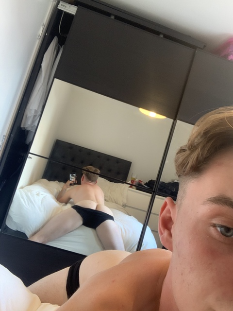 View tommymercerxr (TommyMercerxr) OnlyFans 29 Photos and 9 Videos leaked 

 picture 2