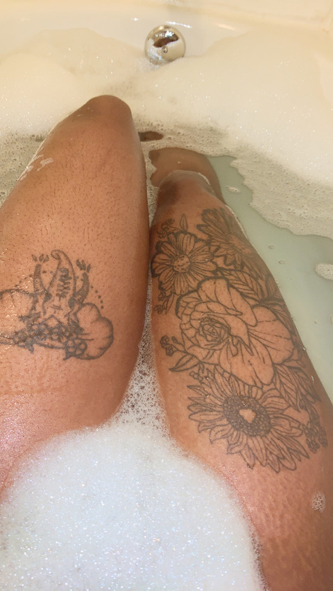 Download tommysexybee_ OnlyFans content for free 

 picture 2