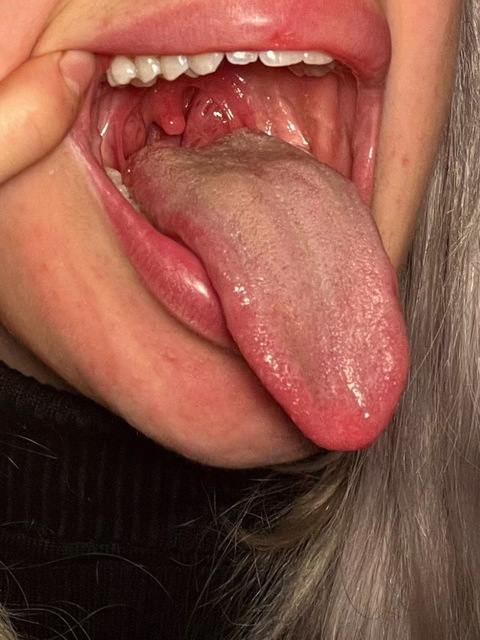 Download tonguequeen12 OnlyFans content free 

 picture 2