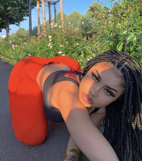 tootatis0 OnlyFans Leaks 

 picture 2