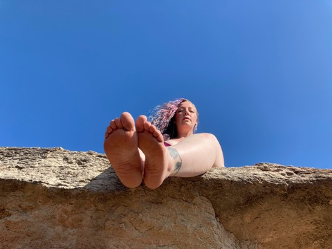 Onlyfans free content tootsierollingstonefree 

 picture 2