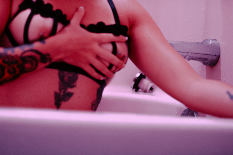 topangalove (Topanga) OnlyFans Leaks 

 picture 2