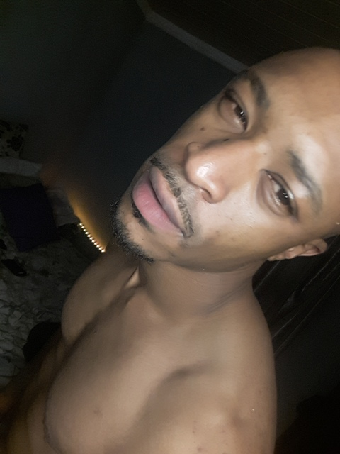 View totaloutplayer1 OnlyFans content for free 

 picture 2