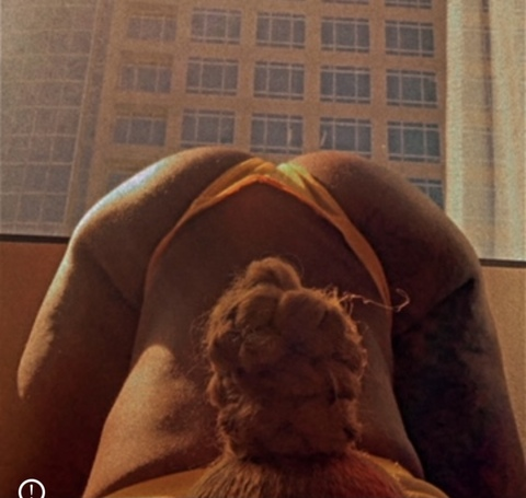 touchmecari OnlyFans Leak 

 picture 2