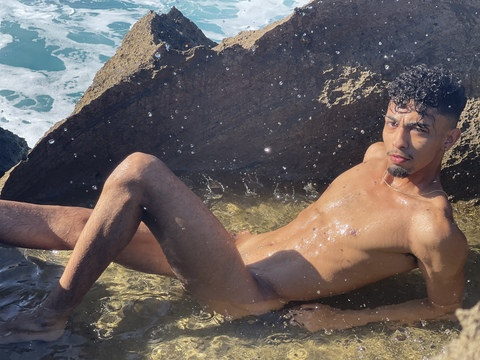 View toyboy.xxx OnlyFans videos and photos for free 

 picture 2