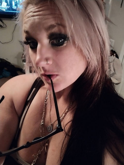 Onlyfans leaks tr3sdayze 

 picture 2