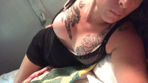 View trapt4u2have (The House Of Ari) OnlyFans 0 Photos and 6 Videos gallery 

 picture 2