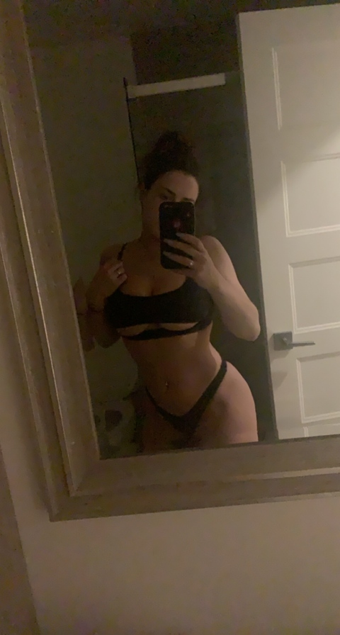 travelingfunds OnlyFans Leak 

 picture 2