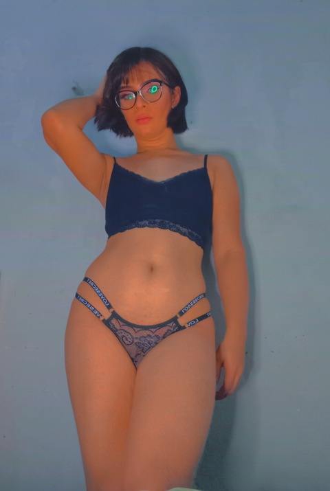 View travestieva (Eva trans) OnlyFans 119 Photos and 70 Videos for free 

 picture 2