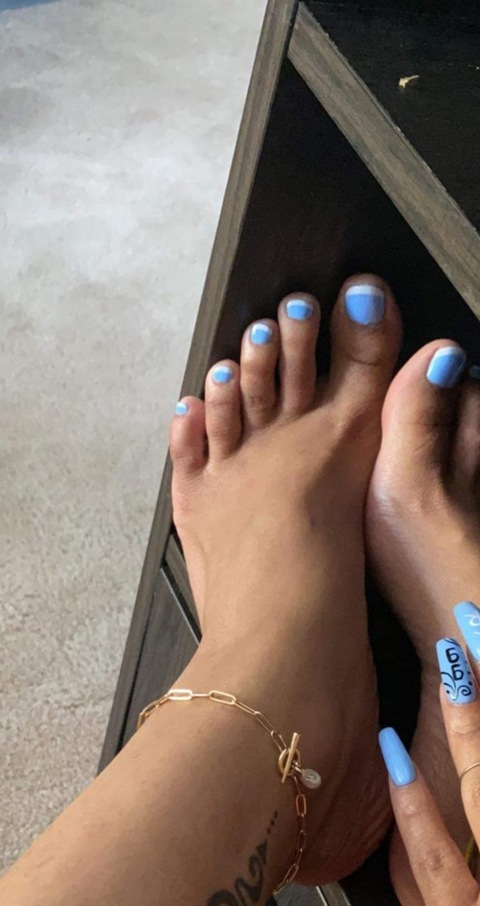 triooftoes (🦶🏼 Trio Of Toes 🦶🏾) OnlyFans Leaked Pictures & Videos 

 picture 2