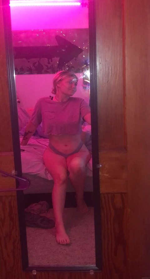 Download trippyhoe OnlyFans content free 

 picture 2