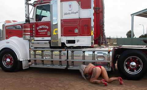 truckerbarbiephotoshoots (Trucker Barbie Photoshoots ( Blayze W )) OnlyFans content 

 picture 2