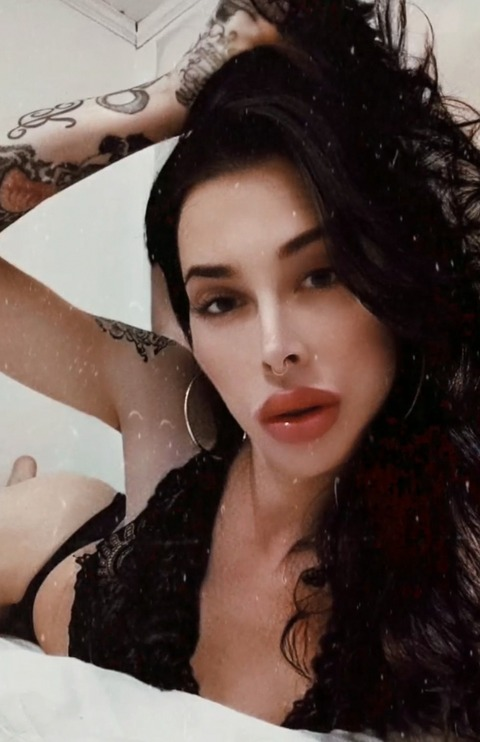 View DirtyCleo (tscleo) OnlyFans 50 Photos and 76 Videos leaks 

 picture 2