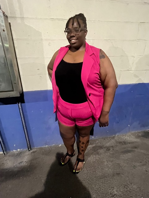 View tssssuuurose (Lee Lee) OnlyFans 6 Photos and 32 Videos gallery 

 picture 2