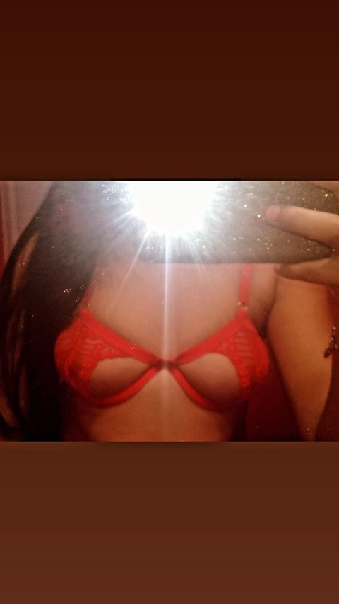 View Tu chica ardiente 😈 (tuchicaardiente22) OnlyFans 22 Photos and 0 Videos gallery 

 picture 2