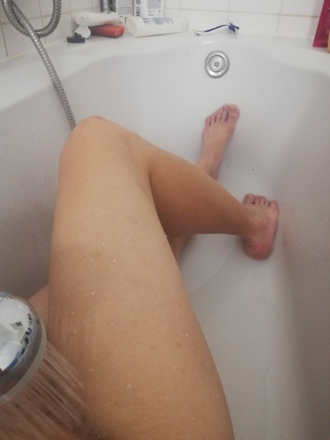 Download tvflavia OnlyFans content for free 

 picture 2