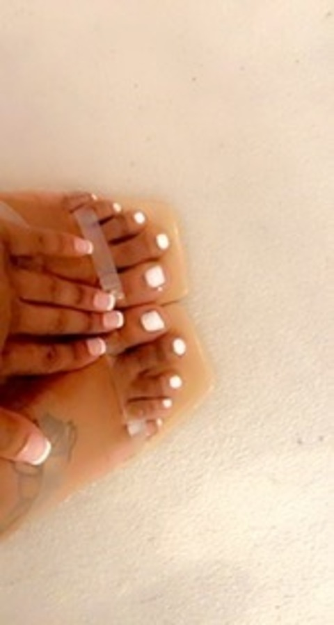 Onlyfans leak twinkletoestrending 

 picture 2
