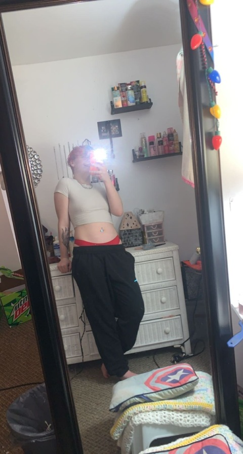 twixieebaby OnlyFans Leak (9 Photos and 0 Videos) 

 picture 2