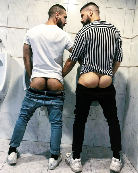 Onlyfans leaks twoguysonecam 

 picture 2