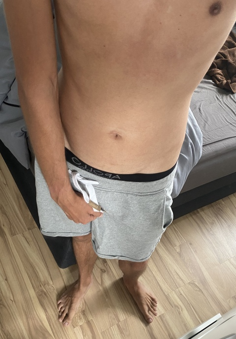 twoyoungboys (2YoungBoys) OnlyFans content 

 picture 2