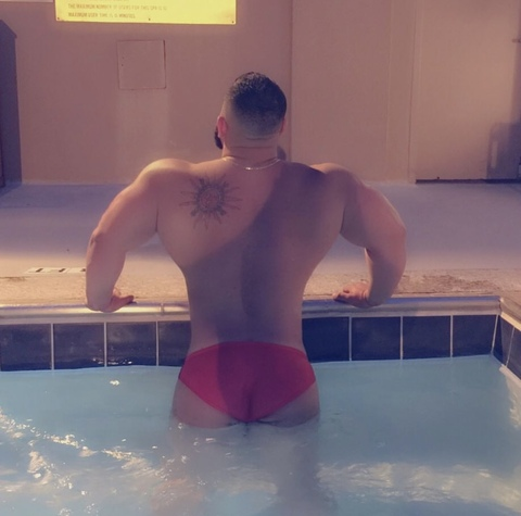txlatinomuscle22 OnlyFans Leaks 

 picture 2