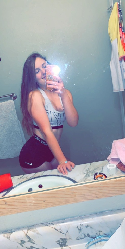 tybug69 OnlyFans Leaked (18 Photos and 0 Videos) 

 picture 2