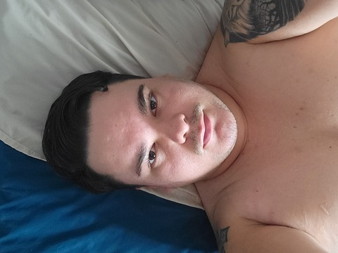 tylerlaurence1995 OnlyFans Leaked (7 Photos and 6 Videos) 

 picture 2