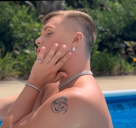 Onlyfans leaks tylerstreat 

 picture 2