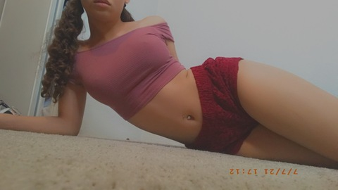 tyniasworld (Tynia) OnlyFans Leaked Pictures & Videos 

 picture 2