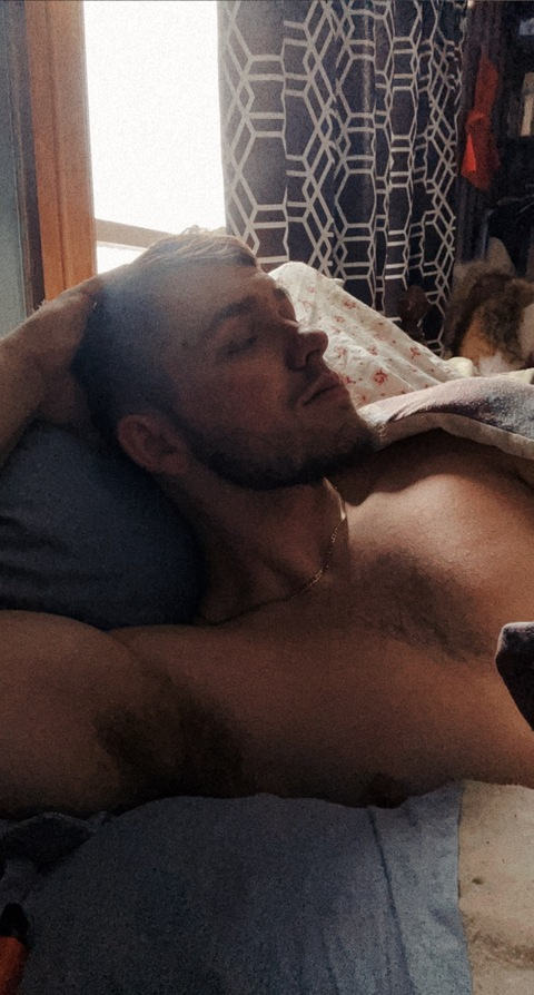 u115266567 (Trent) free OnlyFans Leaked Videos and Pictures 

 picture 2
