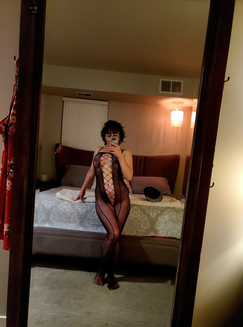 u138616263 OnlyFans Leak (60 Photos and 0 Videos) 

 picture 2