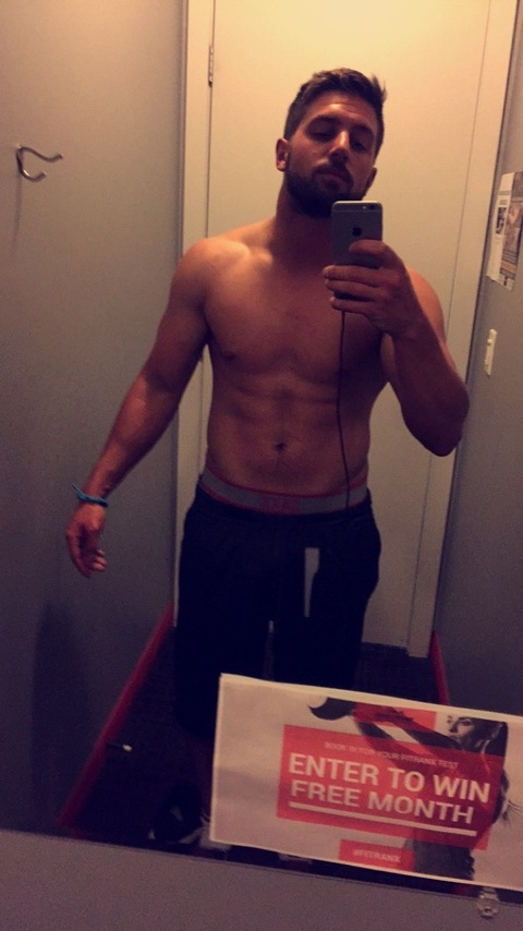 u13935661 OnlyFans Leaked (7 Photos and 10 Videos) 

 picture 2