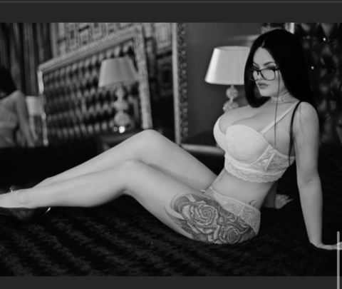 u151109077 OnlyFans Leak (141 Photos and 3 Videos) 

 picture 2