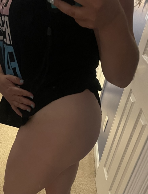 Download u154068395 OnlyFans content free 

 picture 2