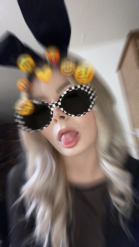 u162239777 OnlyFans Leaked 

 picture 2